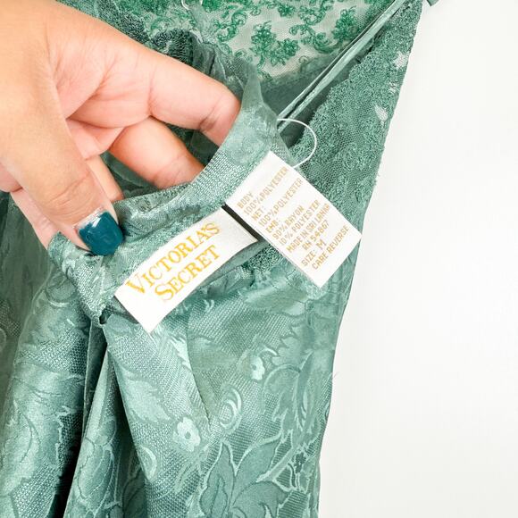 Vintage Victoria’s Secret Gold Label Polyester Mini Slip Lace Trim Green - M - Picture 5 of 7